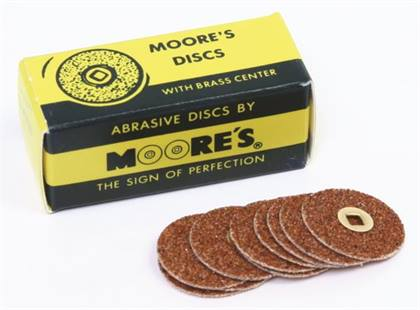 -1/2"GARNET MEDIUM BRASS CENTER DISCS 50/PKG - -1/2"GARNET MEDIUM BRASS CENTER DISCS 50/PKG - Image 1