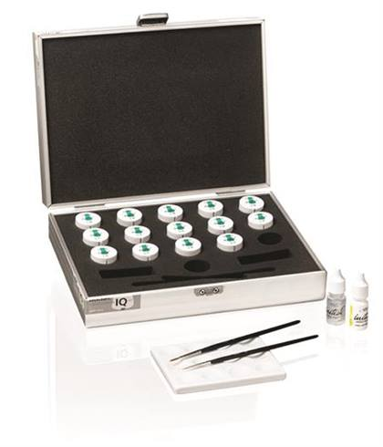 GC Initial IQ Lustre Pastes NF Enamel Effect Shade 6 Dark Blue 4g thumbnail 3